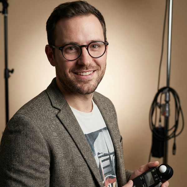 抖阴摄影指导张昊天